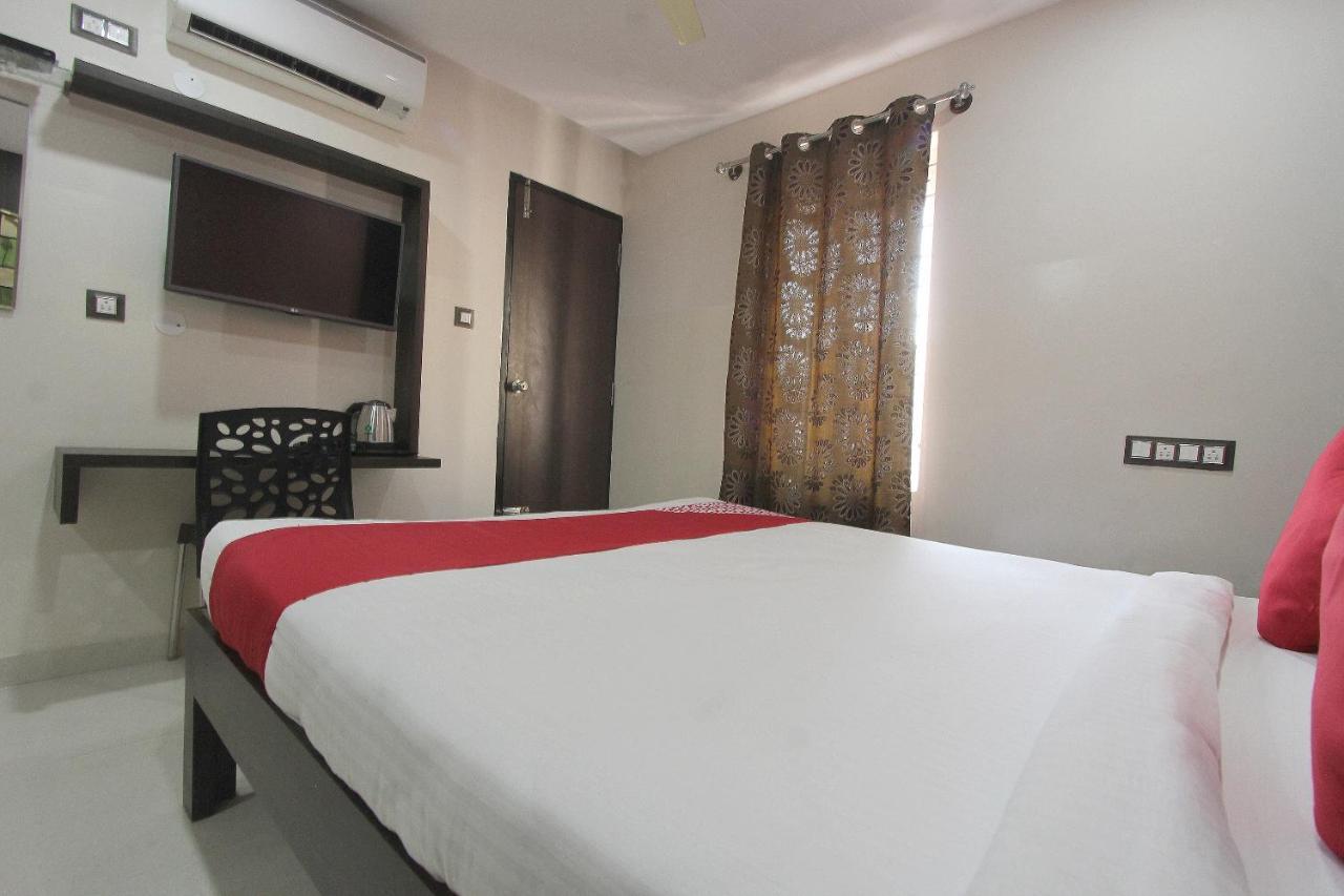 Capital O 70534 Habitat Suites And Rooms Bangalore Luaran gambar