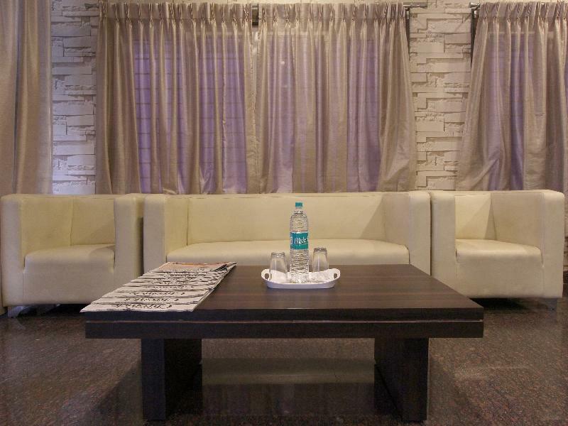 Capital O 70534 Habitat Suites And Rooms Bangalore Luaran gambar