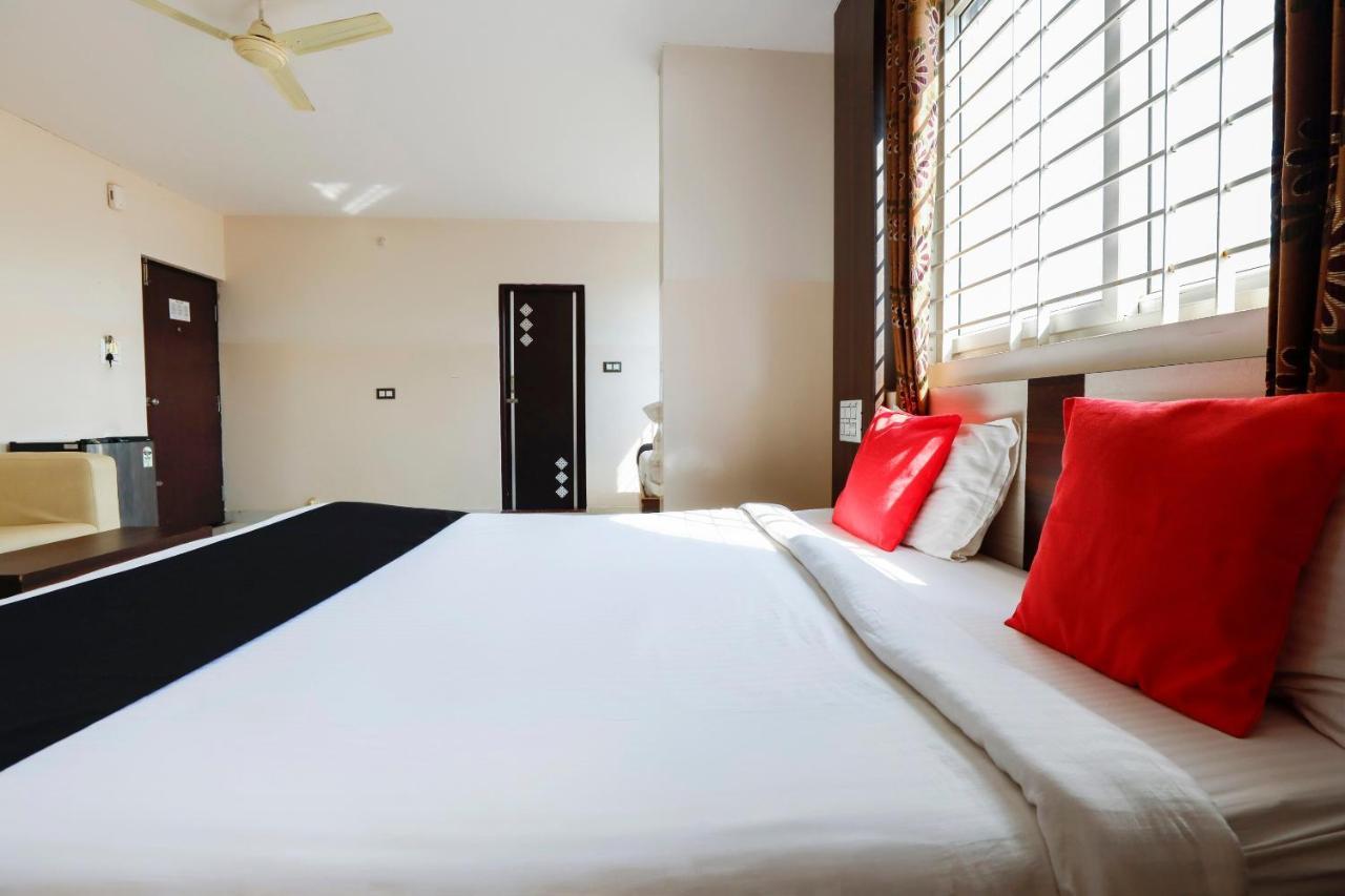Capital O 70534 Habitat Suites And Rooms Bangalore Luaran gambar