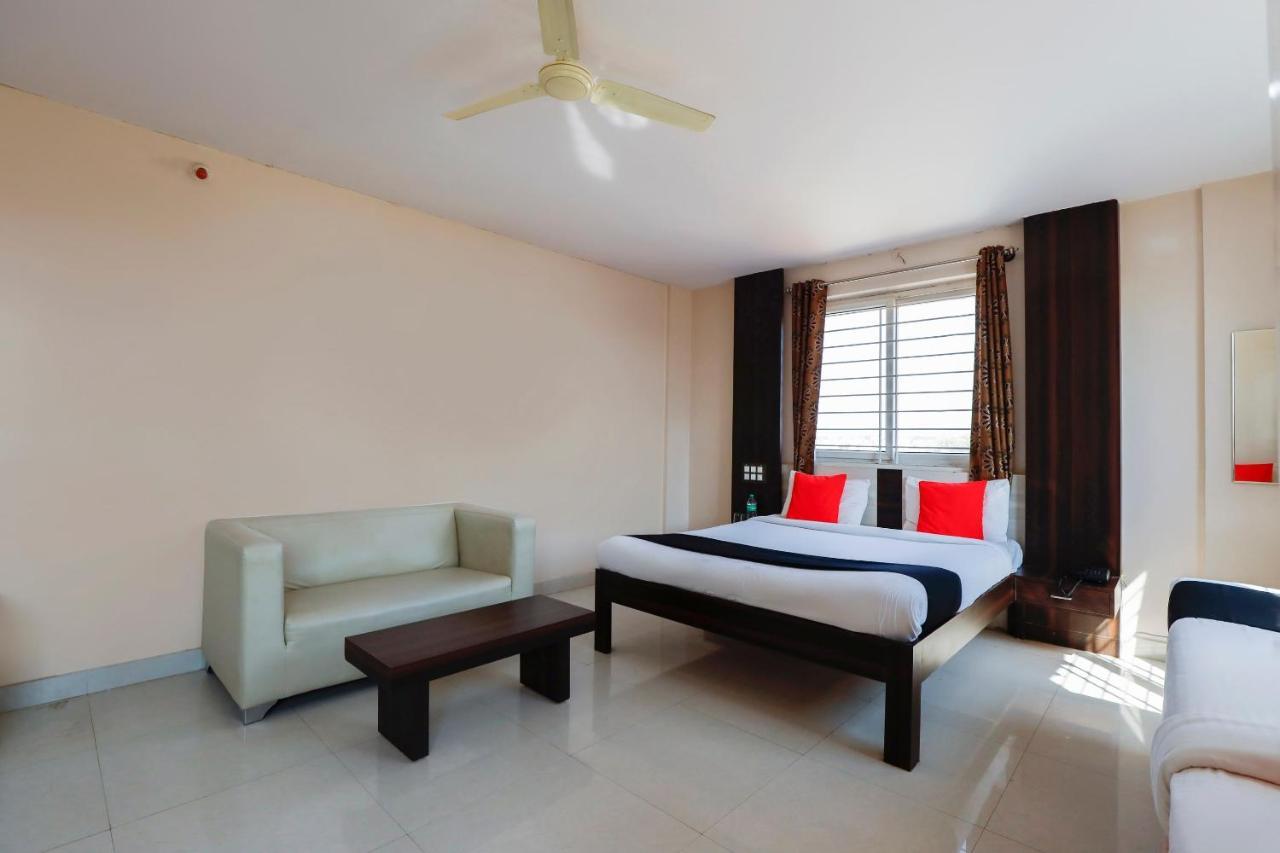 Capital O 70534 Habitat Suites And Rooms Bangalore Luaran gambar
